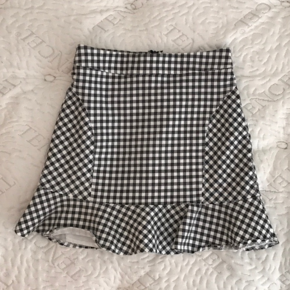 Black and white checkered gingham skirt XS/S
